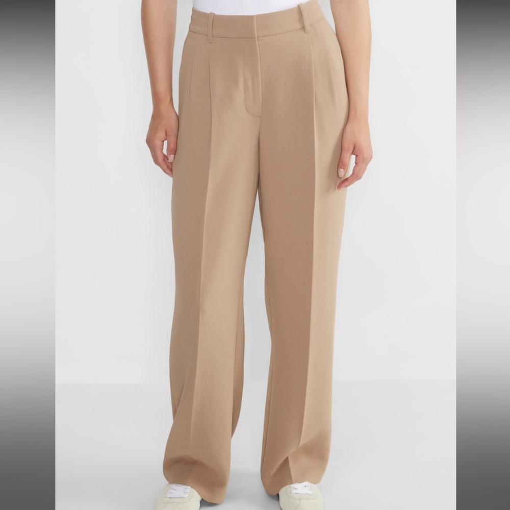 Aritzia effortless pants